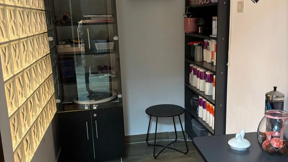 Spatiu comercial  55 mp. zona 7 Noiembrie langă Piată - Poză 11