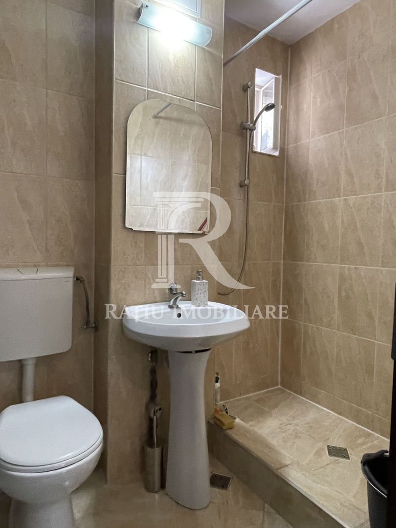 Apartament cu 2 camere | etaj intermediar | parcare exterioara | Rogerius | Oradea - Poză 8