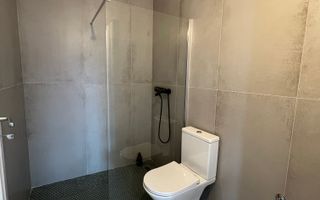 De vânzare apartament la Casa de 2 camere/singur in curte/acces auto - Poză 7