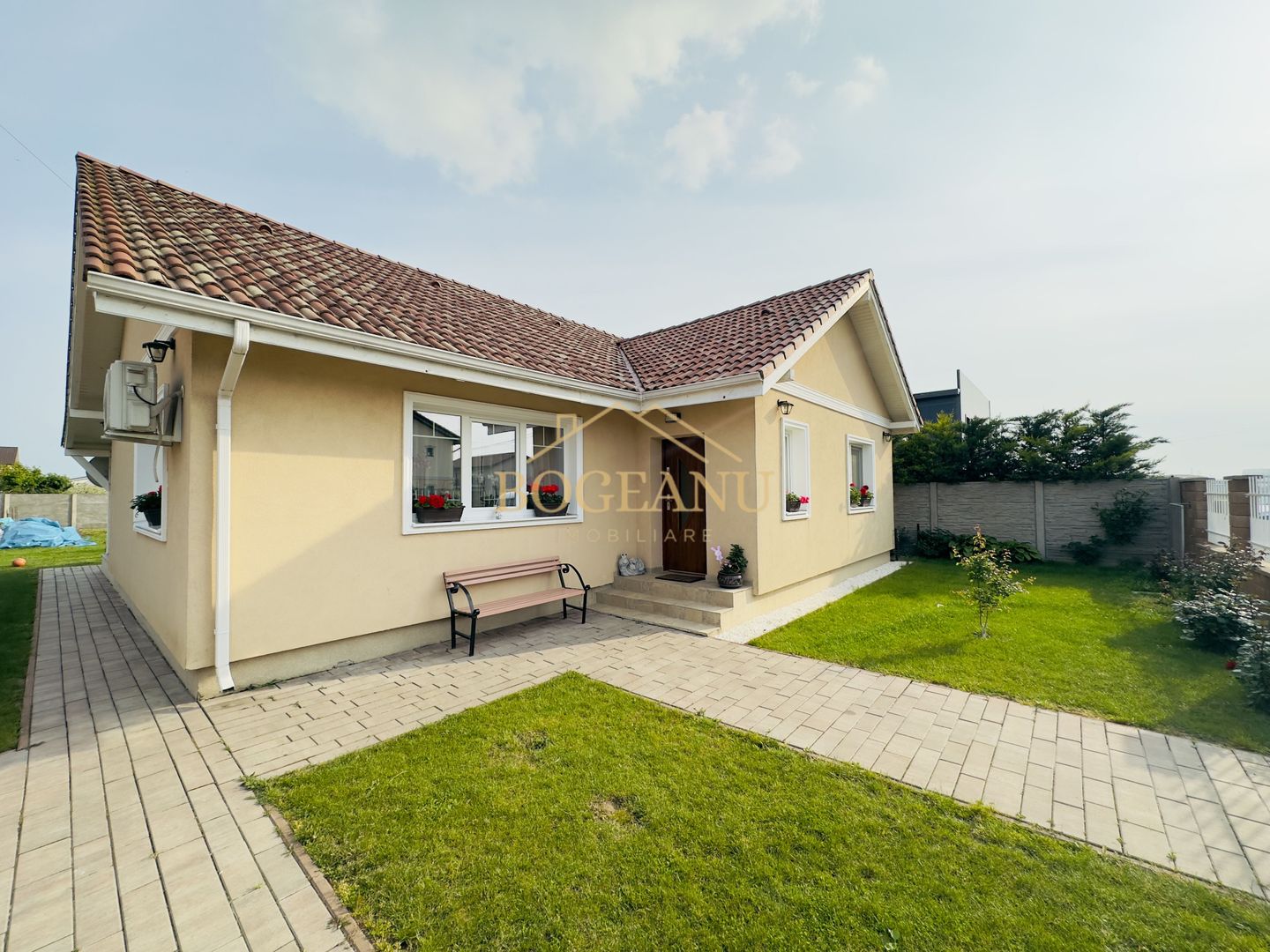 BG05 Casa Individuala-Stil Mediteranean - Poză 1