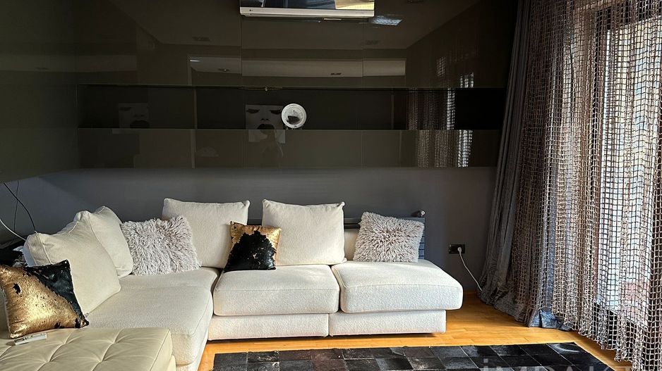 Vila de Lux - cartier Buna Ziua - Poză 1