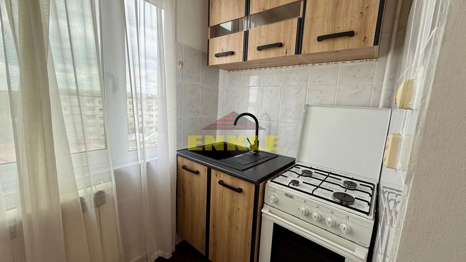 De vanzare apartament 2 camere decomandat - Poză 6