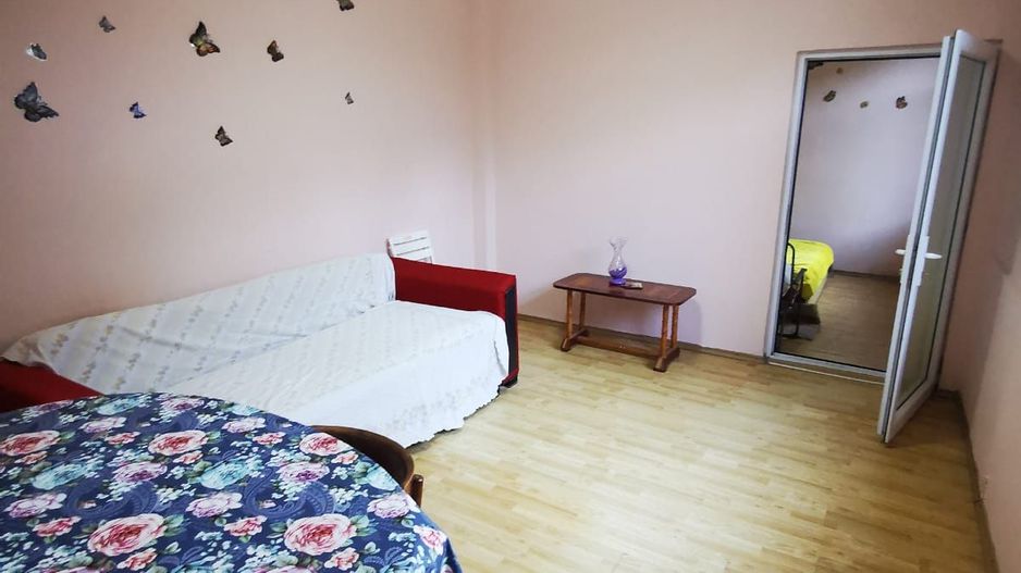 De inchiriat casa cu 2 camere, strada Romana, 320 euro - Poză 2