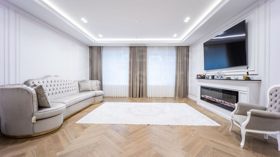 Apartament 4 camere, 160 mp, str. Nadejda Russo, Rîșcani - Poză 1