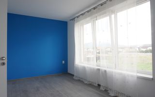 Apartament pe 3 niveluri, terasa, curte si 2 locuri parcare - Poză 4