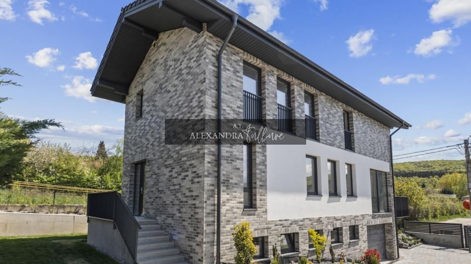 Casa individuala 5 camere | FINISATA | Zona Faget - Poză 3