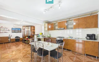 Casă complet modernizată, P+1 în Buteni, Arad - Poză 49