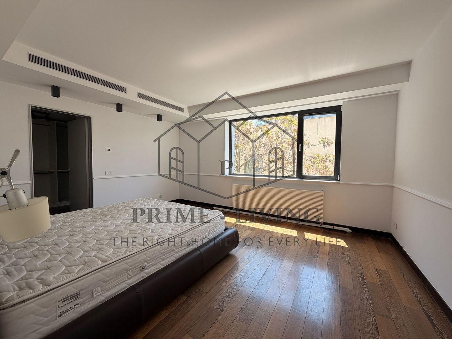 APARTAMENT SUPERB LA VANZARE SI INCHIRIERE PE STRADA RAHMANINOV - Poză 11