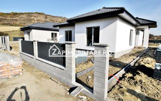 Casă la cheie pe 1 nivel 4cam. 2 bai,1 dresing 650 mp. teren - Poză 29
