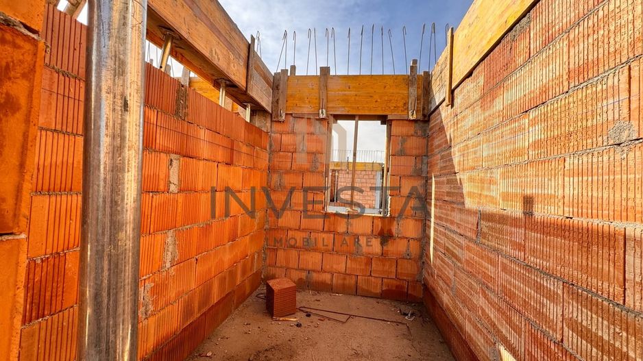 CASA INDIVIDUALA DE VANZARE SOPOR 800MP CURTE - Poză 12