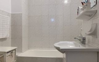 Apartament cu 3 camere | Etaj intermediar | Dacia | Oradea - Poză 13