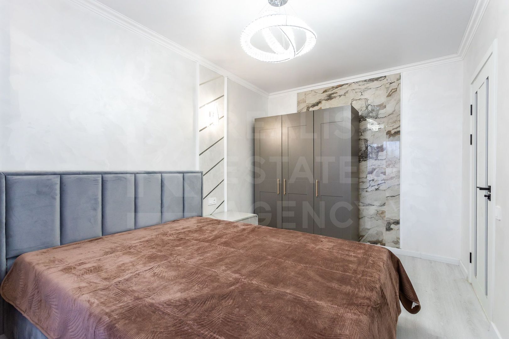 Vânzare casă,  4 camere, strada Alexandru Marinescu, Buiucani - Poză 12