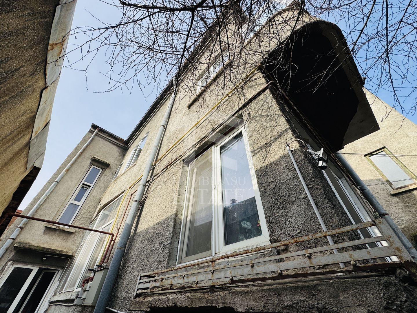 Apartament 3 camere in Vila+Demisol locuibil 18,40 mp - Parcul Carol - Poză 17