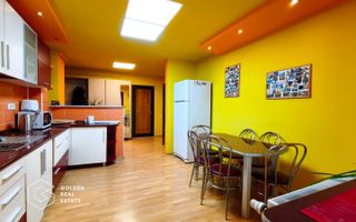 Apartament la etajul 1, super spatios, 2 balcoane, zona Uta - Poză 1