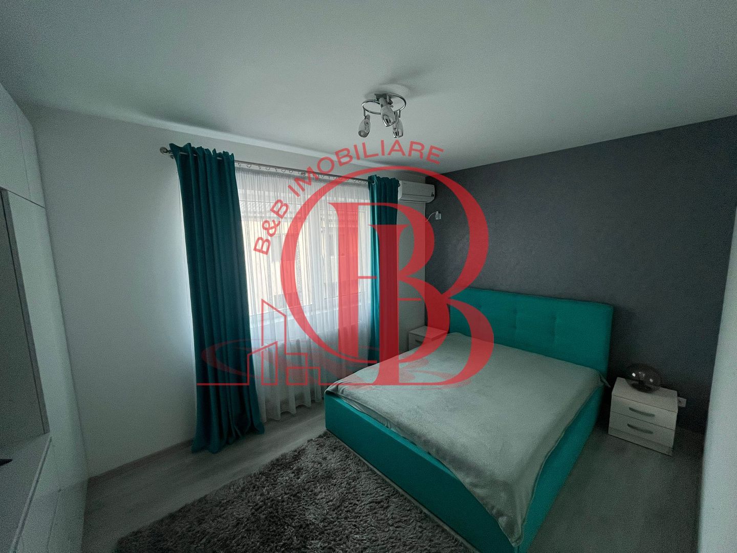 Apartament 2 camere Mobilat Utilat Loc de parcare Inclus - Poză 1