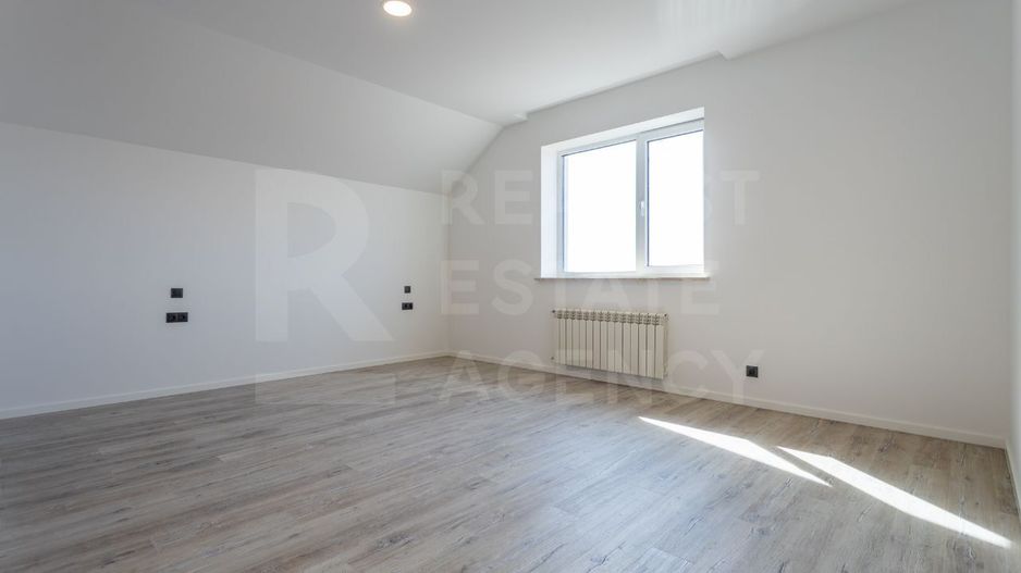 Casă cu 2 nivele amplasată pe strada Doina și Ion Aldea - Teodorovici - Poză 9