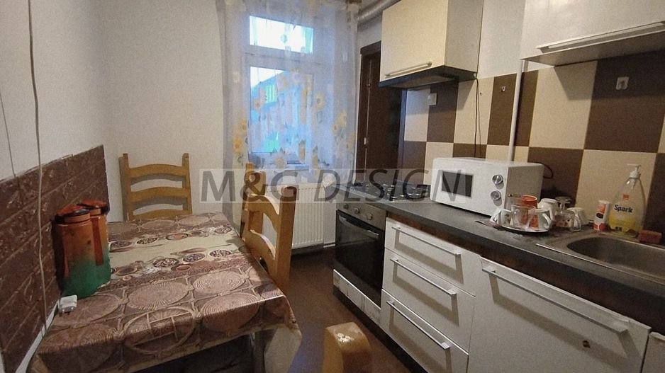 Vand   apartament spatios cu 3 camere, situat in zona SAGULUI - Poză 3