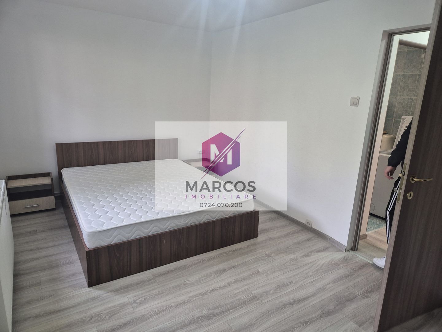Vand apartament 2 camere, Moroasa 2 - Poză 3