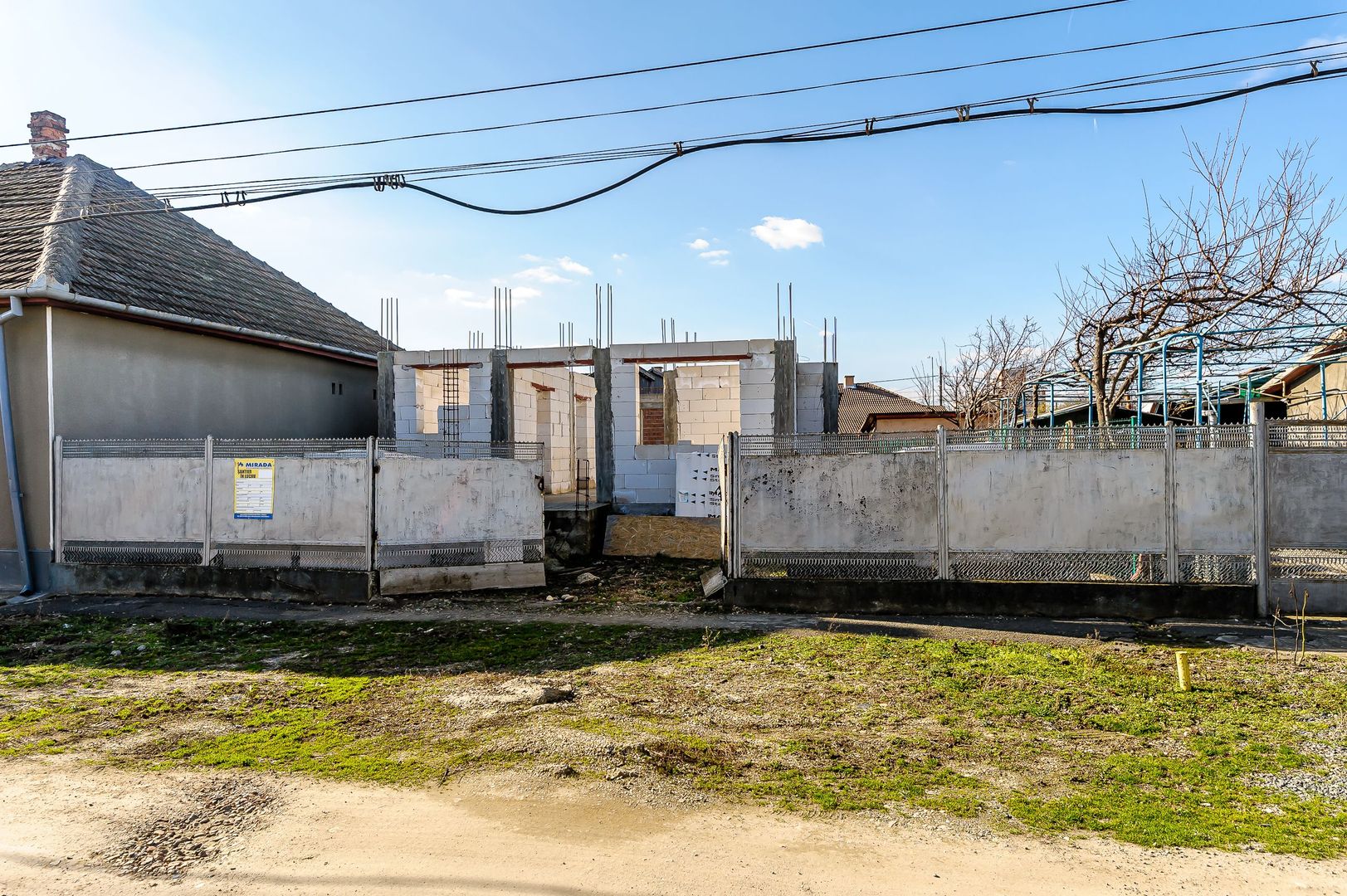 Rezervat! - Casă în stadiul de construcție, 6 Vânători - Poză 2