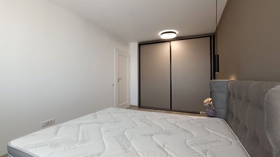 Apartament modern cu 2 camere și terasă generoasă Urban Plaza zona Carpaților - Poză 12