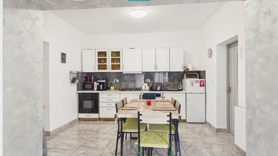 Casă individuală 3 camere,teren de 1500Mp Bătania - Poză 12
