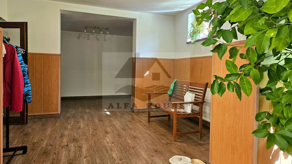 Casă plus Spațiu comercial 741 mp, Teren 906 mp Brasov - zona Blumana - Poză 6