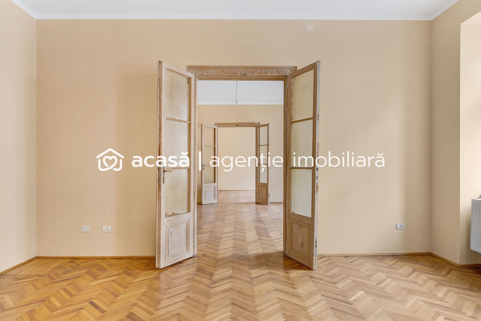 Apartament istoric ultracentral - Poză 3