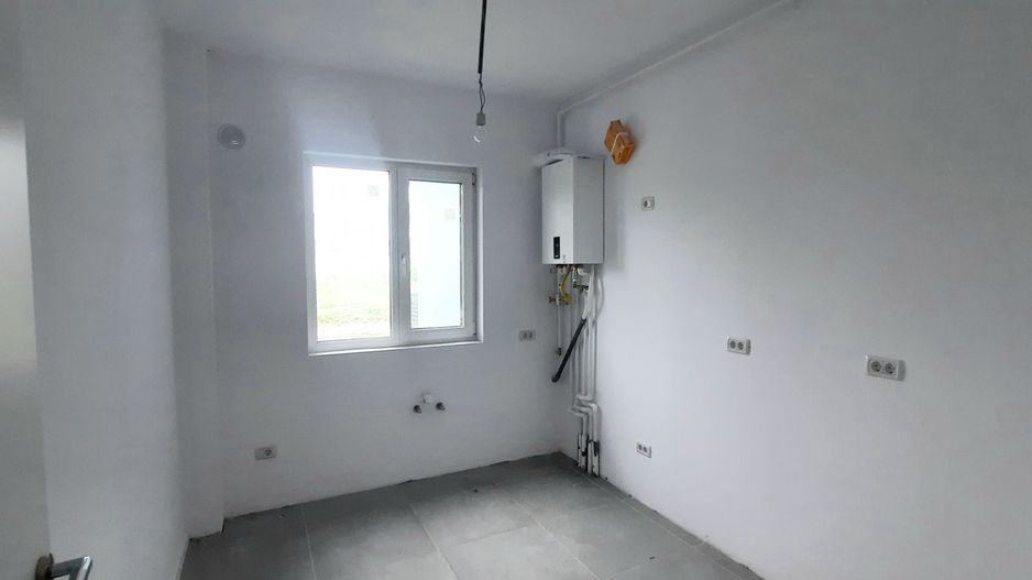 Apartament 2 camere cu curte proprie si loc de parcare - Poză 18