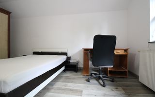 Zona aradului, 4 camere + 2 bai, centrala proprie - Poză 22