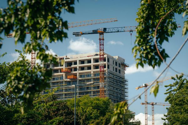 Modificari fiscale si legislative imobiliare 2026 in Romania: ce trebuie sa stii (si cum te adaptezi)