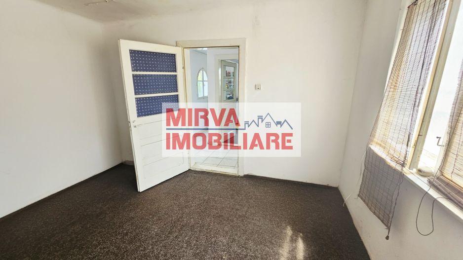🏠 Casă de vânzare în zona Traian, Ploiești – Potențial uriaș! 🧱 - Poză 39
