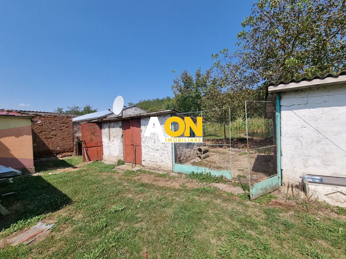 De vanzare casa 4 camere, 2150mp teren, Oarda de Sus - Poză 15