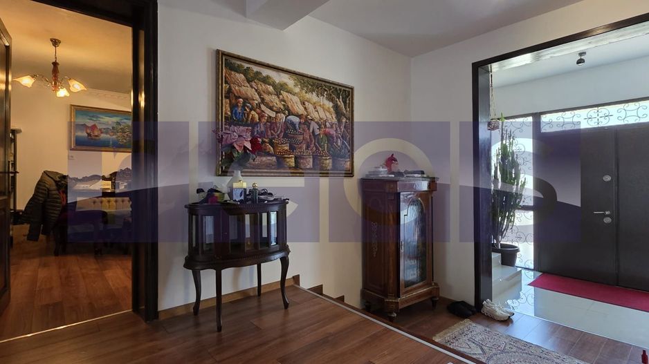 VANZARE CASA 10 CAMERE | ZONA VATRA LUMINOASA - Poză 12