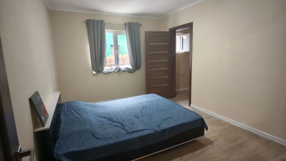 Individuala Parter Becicherecu Mic,4 Camere,2Bai,Panouri Fotovoltaice - Poză 9