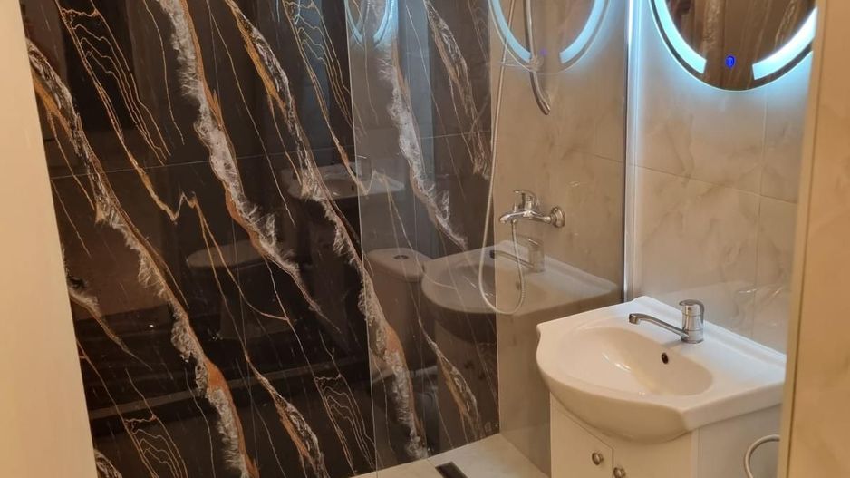 Apartament 2 camere Giurgiului Resita renovat. - Poză 4