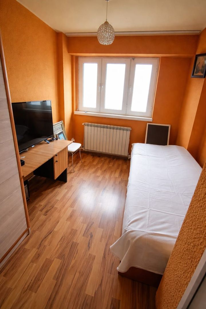 De vanzare apartament cu 2 camere Mazepa 2, 62.000 euro - Poză 1