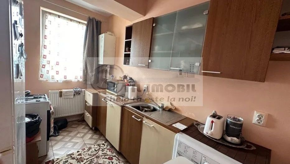 Apartament 3 camere BREAZU 72mp 73.000 euro - Poză 6