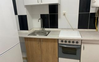 2 camere open space, Parcare, Zona Borhanci, Profi, Istvan Bocksai - Poză 5