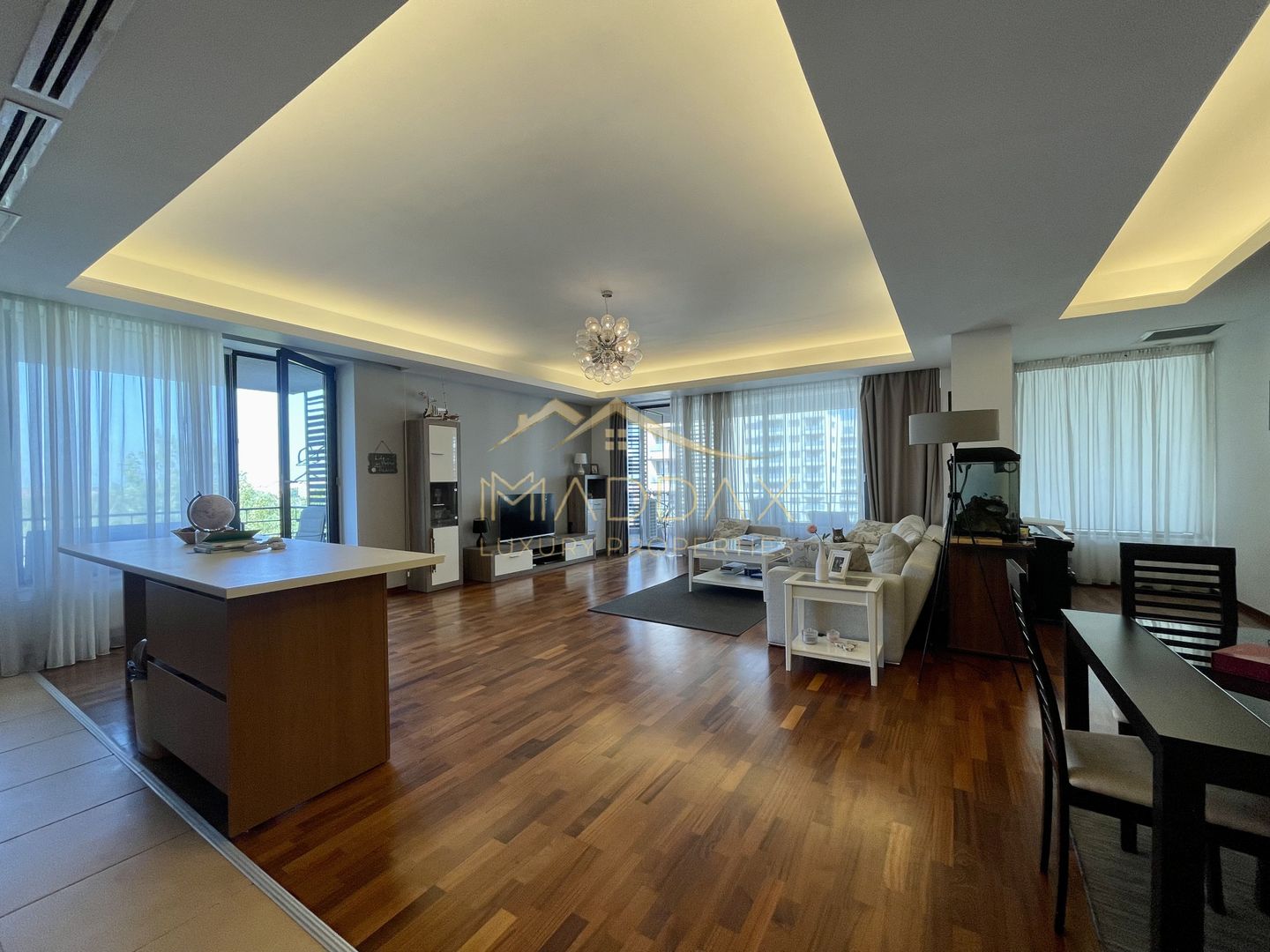 Apartament cu 3 camere *198mp*+ 2 Terase + Parking / Pipera - Poză 5