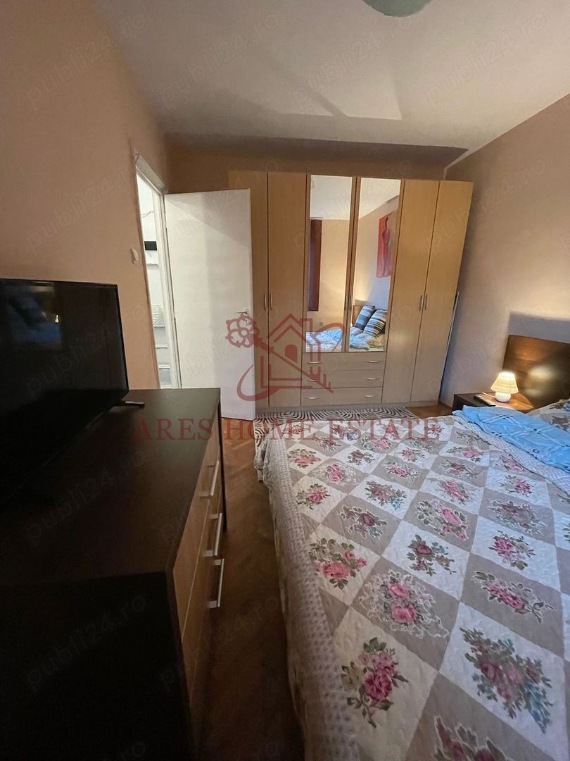 Apartament 2 camere decomandat ultracentral - Poză 2