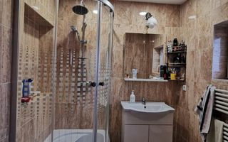 Casa in Centru zona linistita - Poză 10
