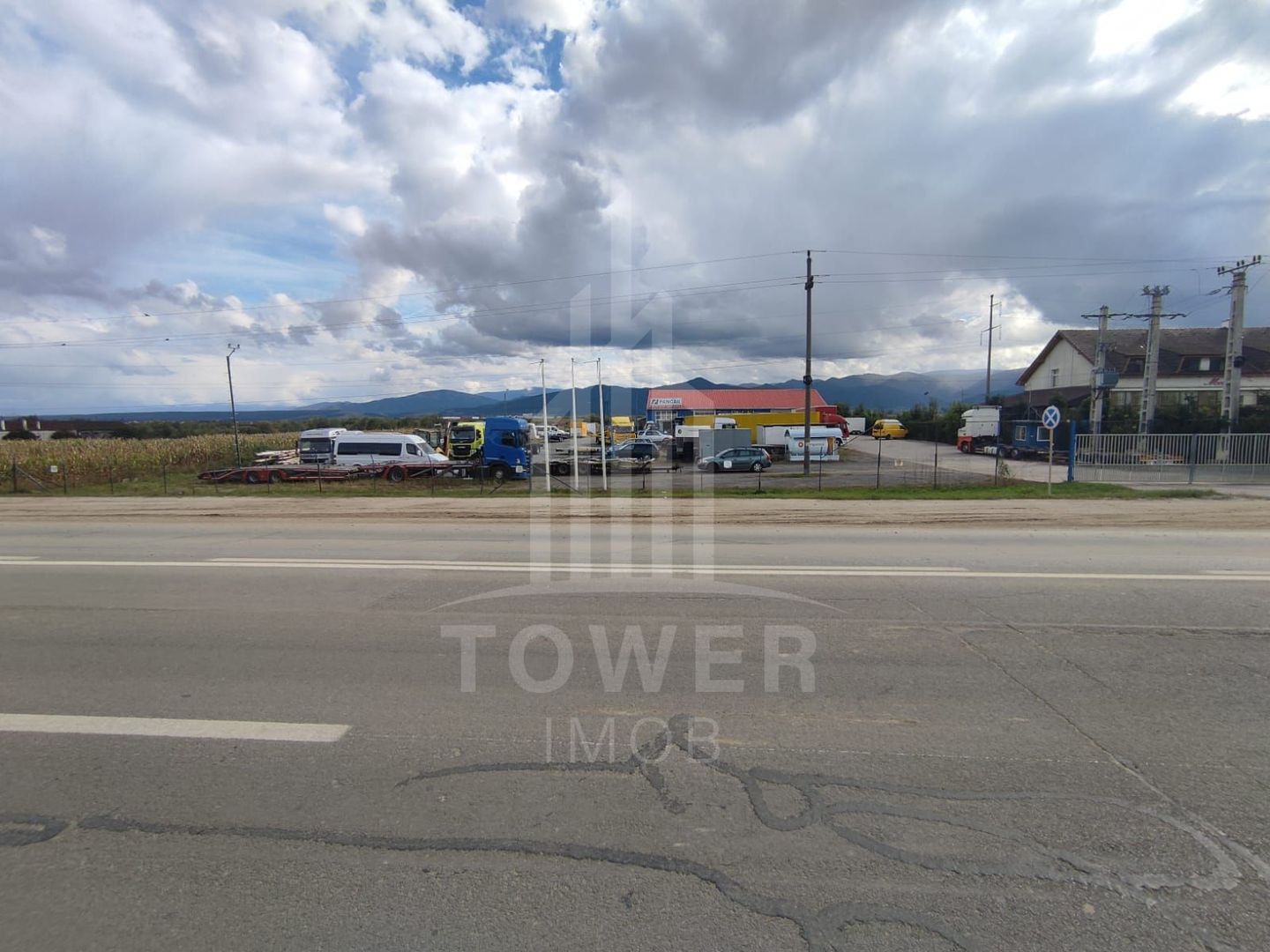 Teren intravilan 4000 mp Cristian DN 1 - Poză 4