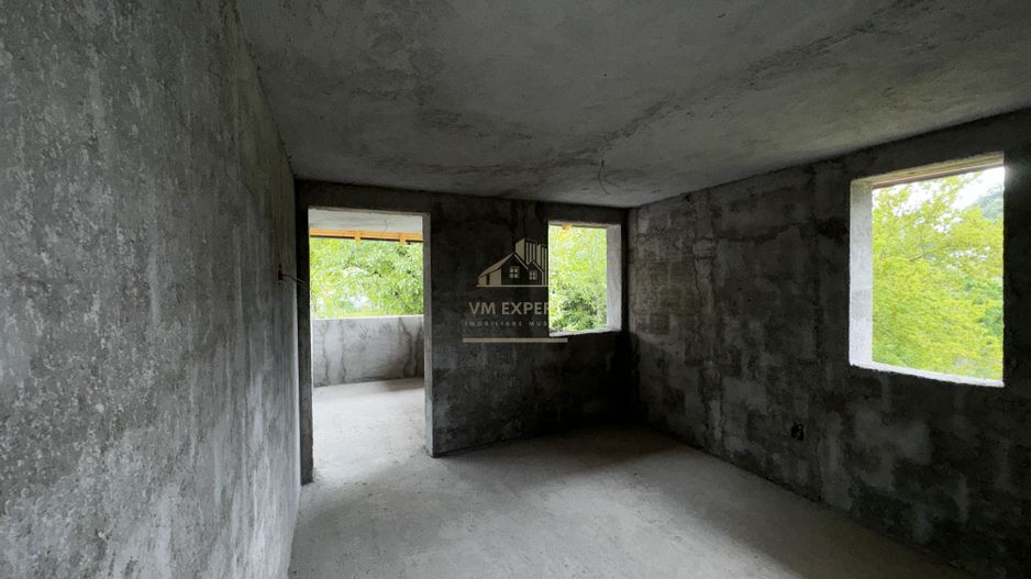 VILA 5 CAMERE, ZONA ULTRA CENTRALA, CAMPULUNG MUSCEL, TEREN 500 MP - Poză 28