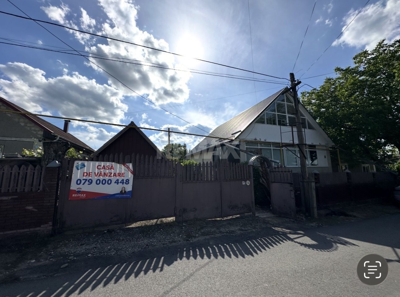 Casa de vânzare în Cricova - Poză 1
