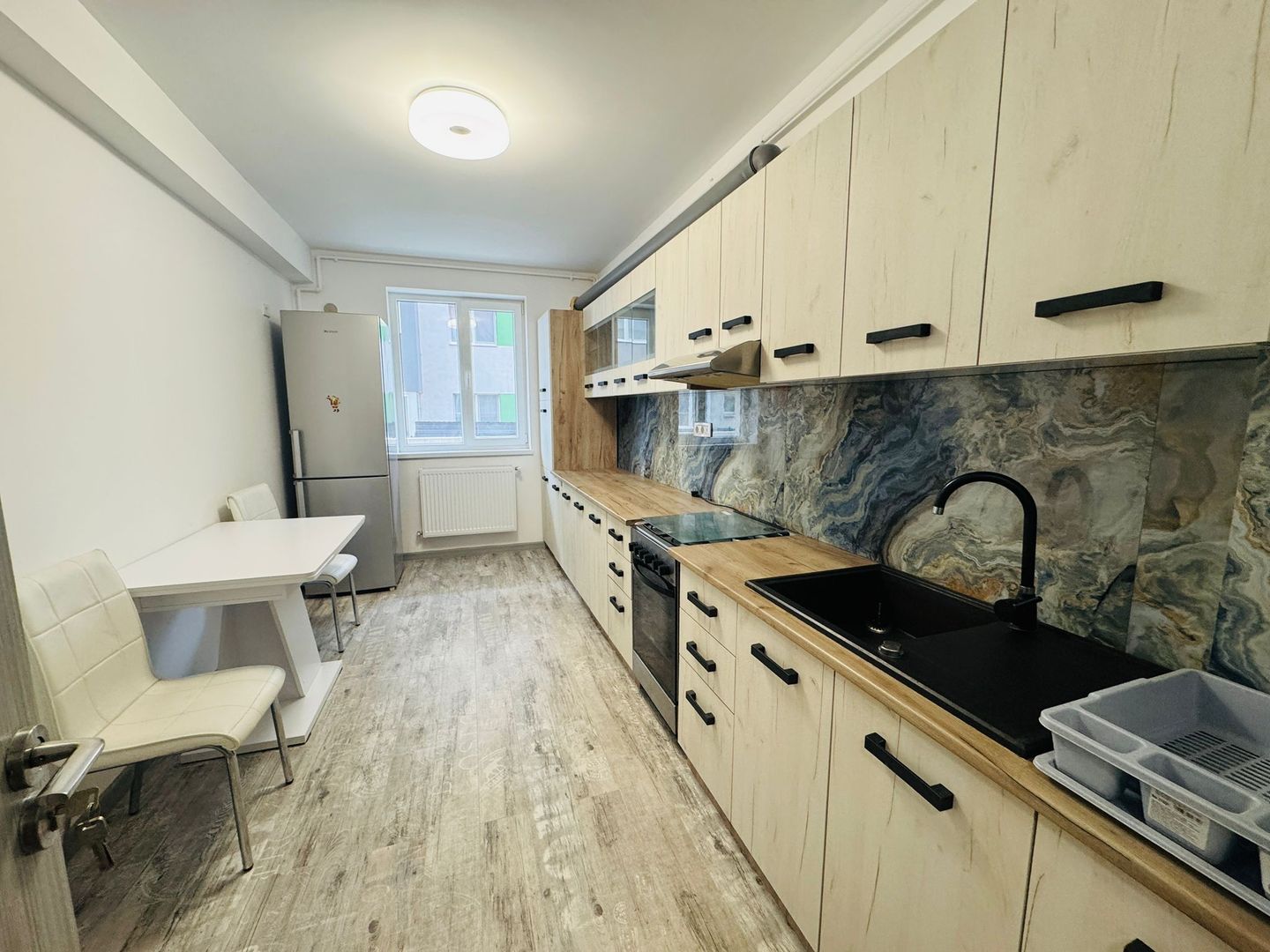 Metrou Berceni -Biruintei 2 camere 64mp plus curte 100mp - Poză 7