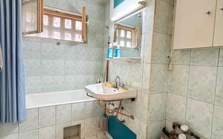 Apartament cu 3 camere pe Aleea Padin ! - Poză 4