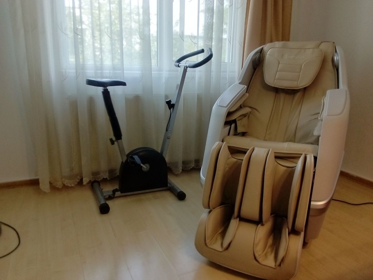 inchiriem apartament 3 camere dristor - Poză 2