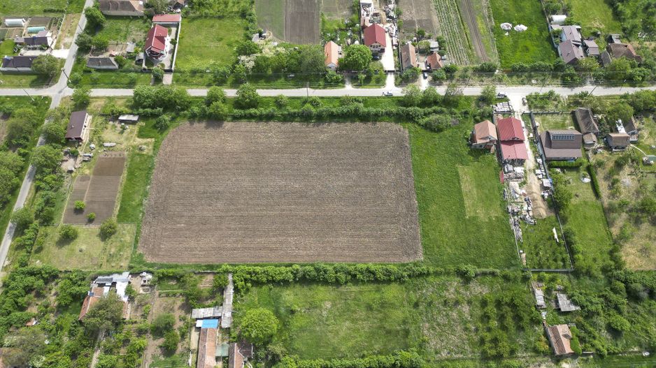 Teren Intravilan de 3,090 mp în Cuvin - Poză 17