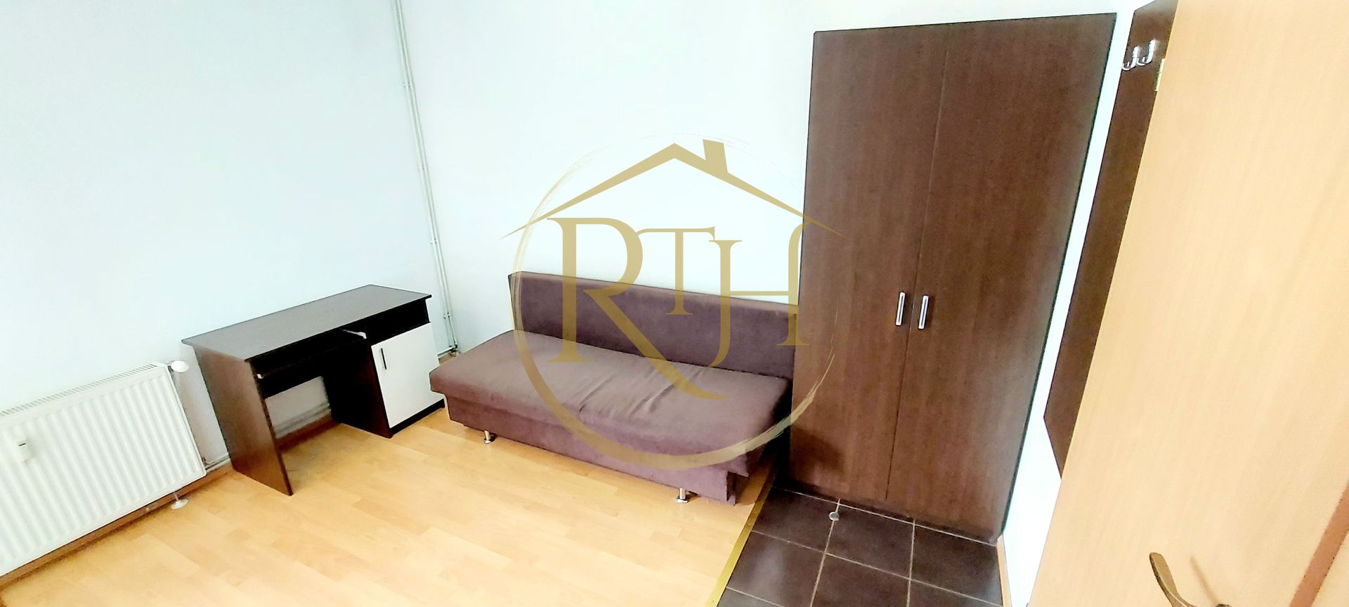 Oferim spre inchiriere, garsoniera cu balcon, zona Soarelui, parcare privata - Poză 2
