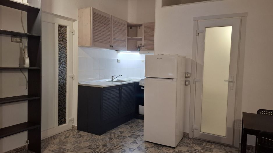 URGENT!,  VILA CONSOLIDATA, mobilat si utilat modern, liber - Poză 10